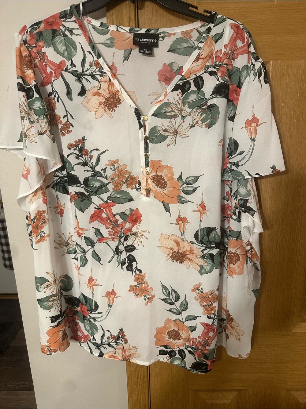Liz Claiborne Cream Floral V-Neck Ruffle Sleeve Blouse